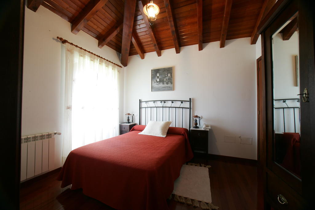 Casa Da Botica A Estrada Hostel Os Casares Δωμάτιο φωτογραφία