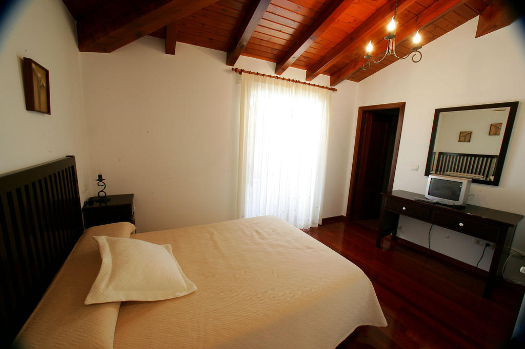 Casa Da Botica A Estrada Hostel Os Casares Εξωτερικό φωτογραφία