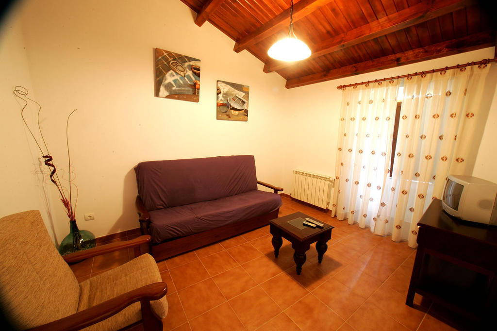 Casa Da Botica A Estrada Hostel Os Casares Εξωτερικό φωτογραφία
