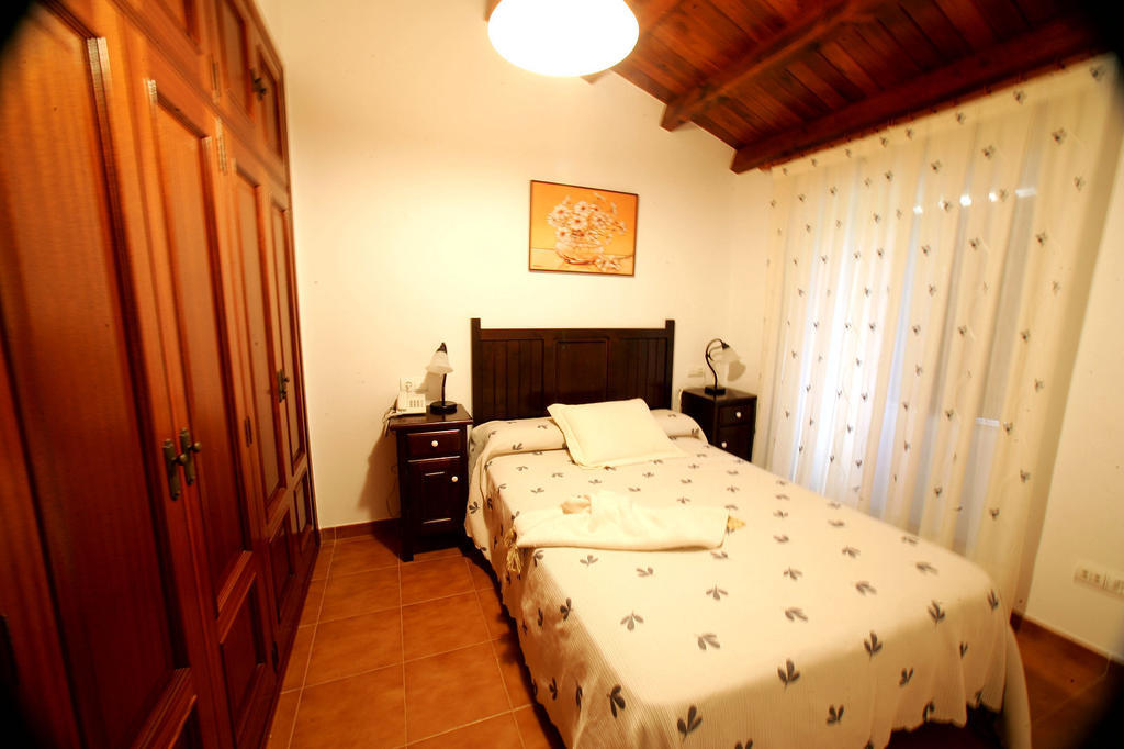 Casa Da Botica A Estrada Hostel Os Casares Δωμάτιο φωτογραφία
