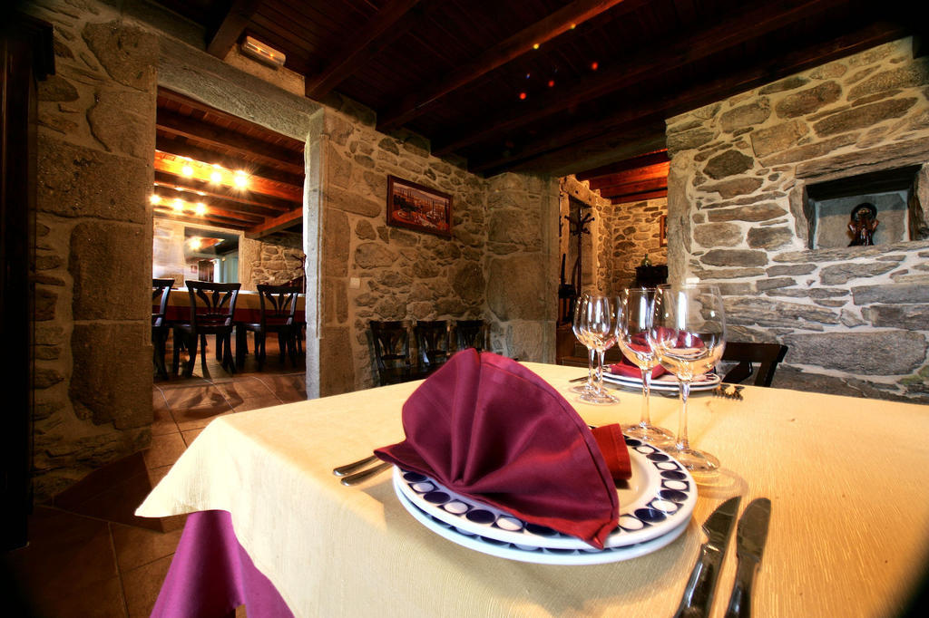 Casa Da Botica A Estrada Hostel Os Casares Εξωτερικό φωτογραφία